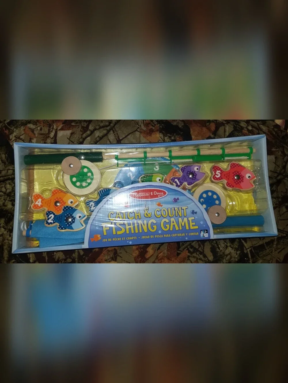 NWT Melissa & Doug Catch & Count Wooden Fishing Game 2 Rods & 10 Fishes